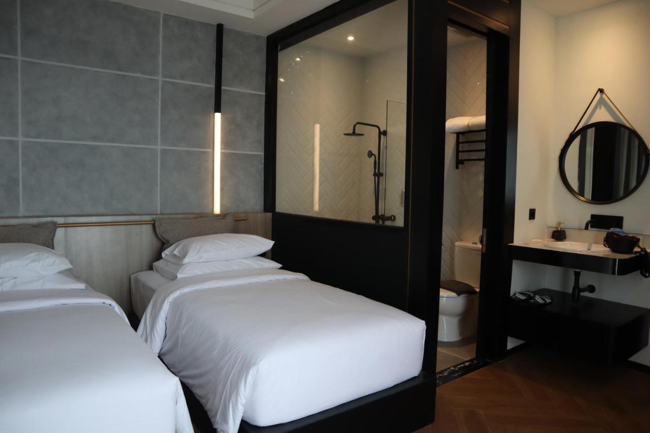 Ogaia Hotel Ternate Bagian luar foto